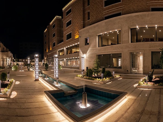 هتل زندیه شیراز